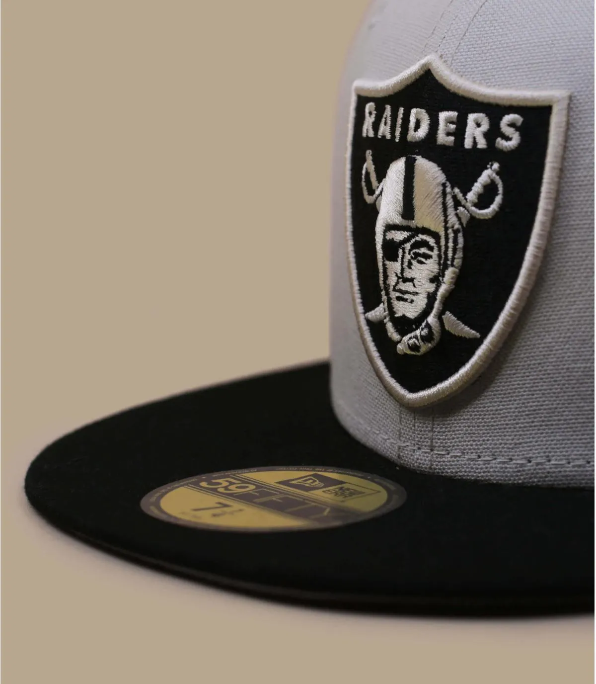 Casquette fitted beige patch Raiders - Casquette Two Tone 59Fifty Side Patch Raiders stone New Era : Headict