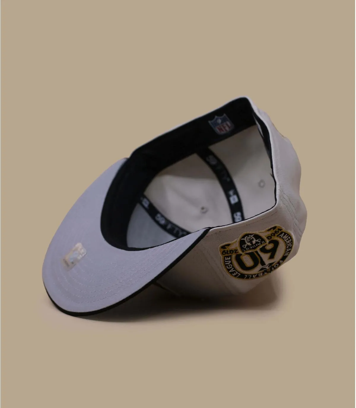 Casquette fitted beige patch Raiders - Casquette Two Tone 59Fifty Side Patch Raiders stone New Era : Headict