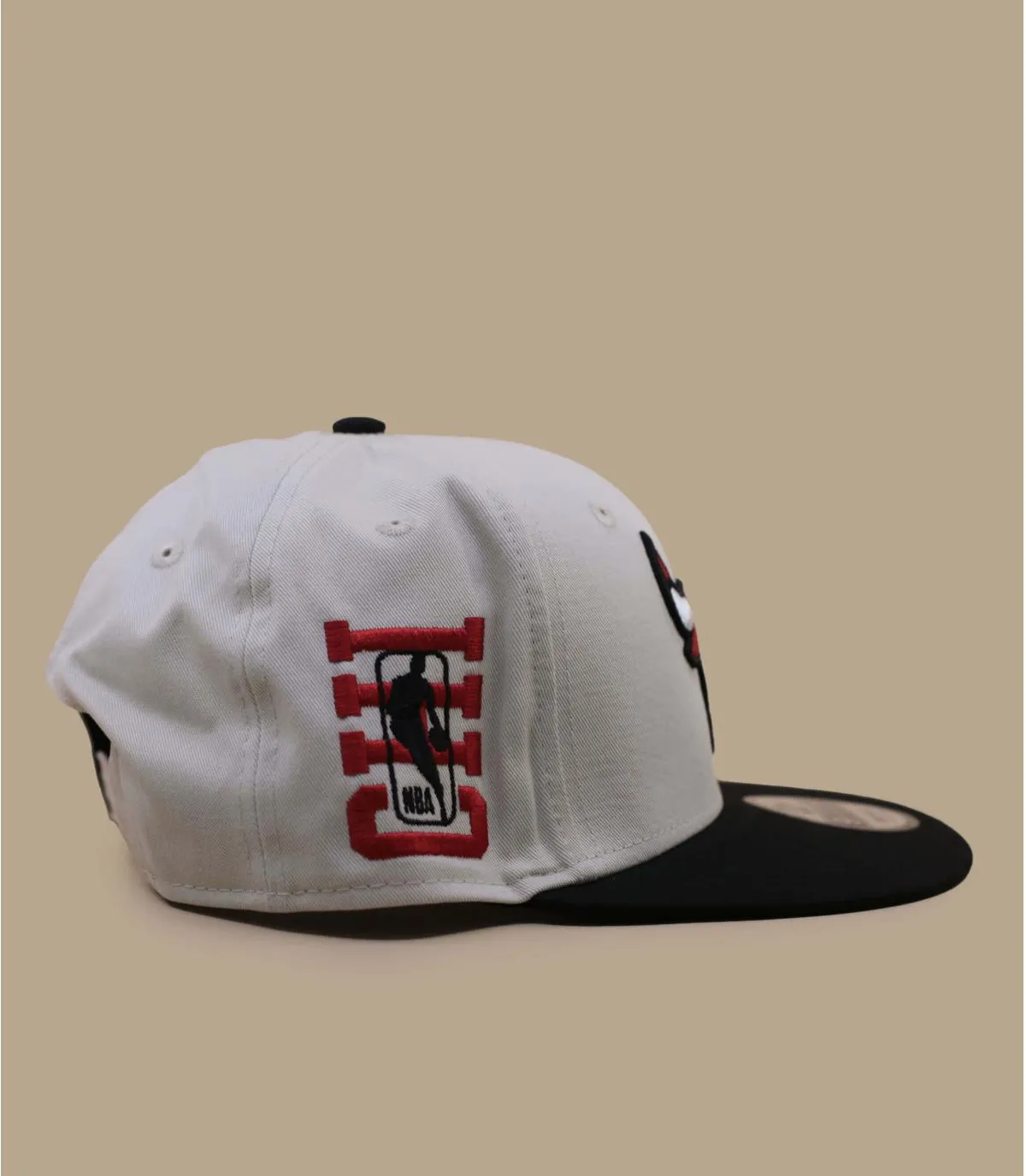 Casquette snapback Bulls beige noire - Casquette NBA Logo 9Fifty Bulls ivory New Era : Headict