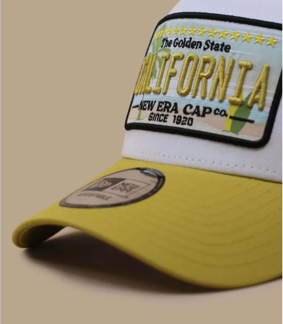 Casquette trucker California jaune vert - Casquette Trucker Patch California celadon dark green New Era : Headict