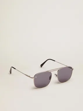 Lunettes de soleil aviateur Roger avec monture noire et verres noirs | Golden Goose