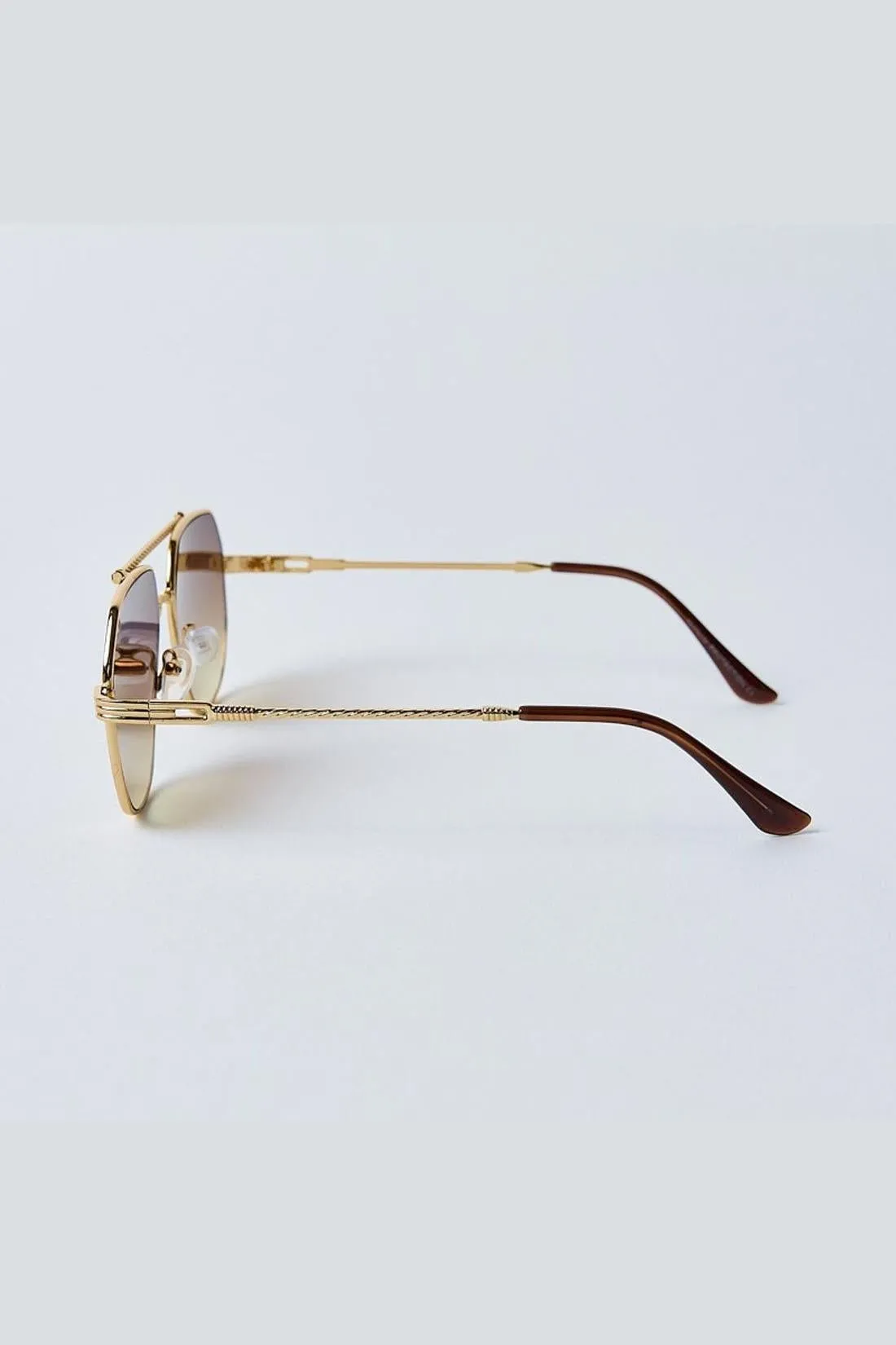 Lunettes de soleil aviateur torsadées