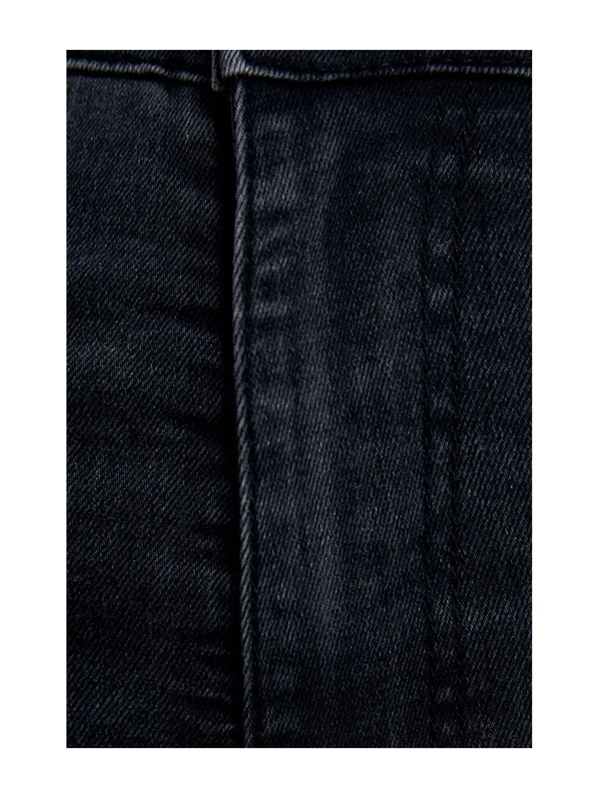 Pantalon jeans slim noir délavé avec poches arrières