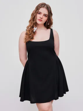 Robe mini plissée à col carré unie Curve & Plus