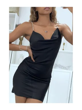 Robe mini satiné noire à fine bretelles brillantes 