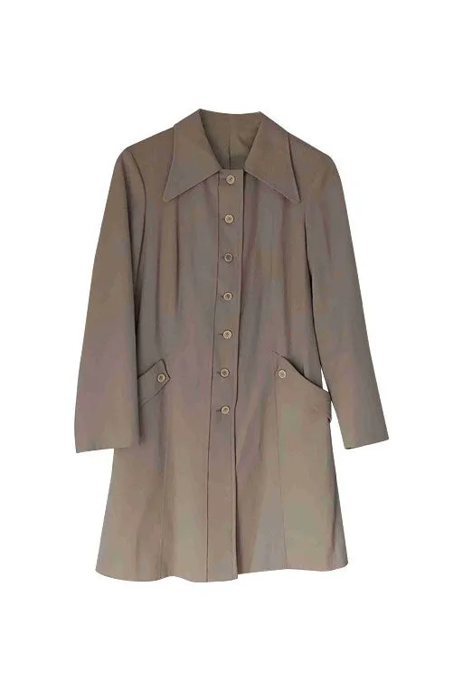 Trench-coat